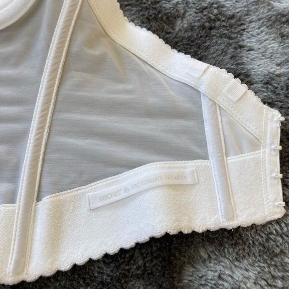 Vintage Victoria’s Secret Bustier - Picture 5 of 6